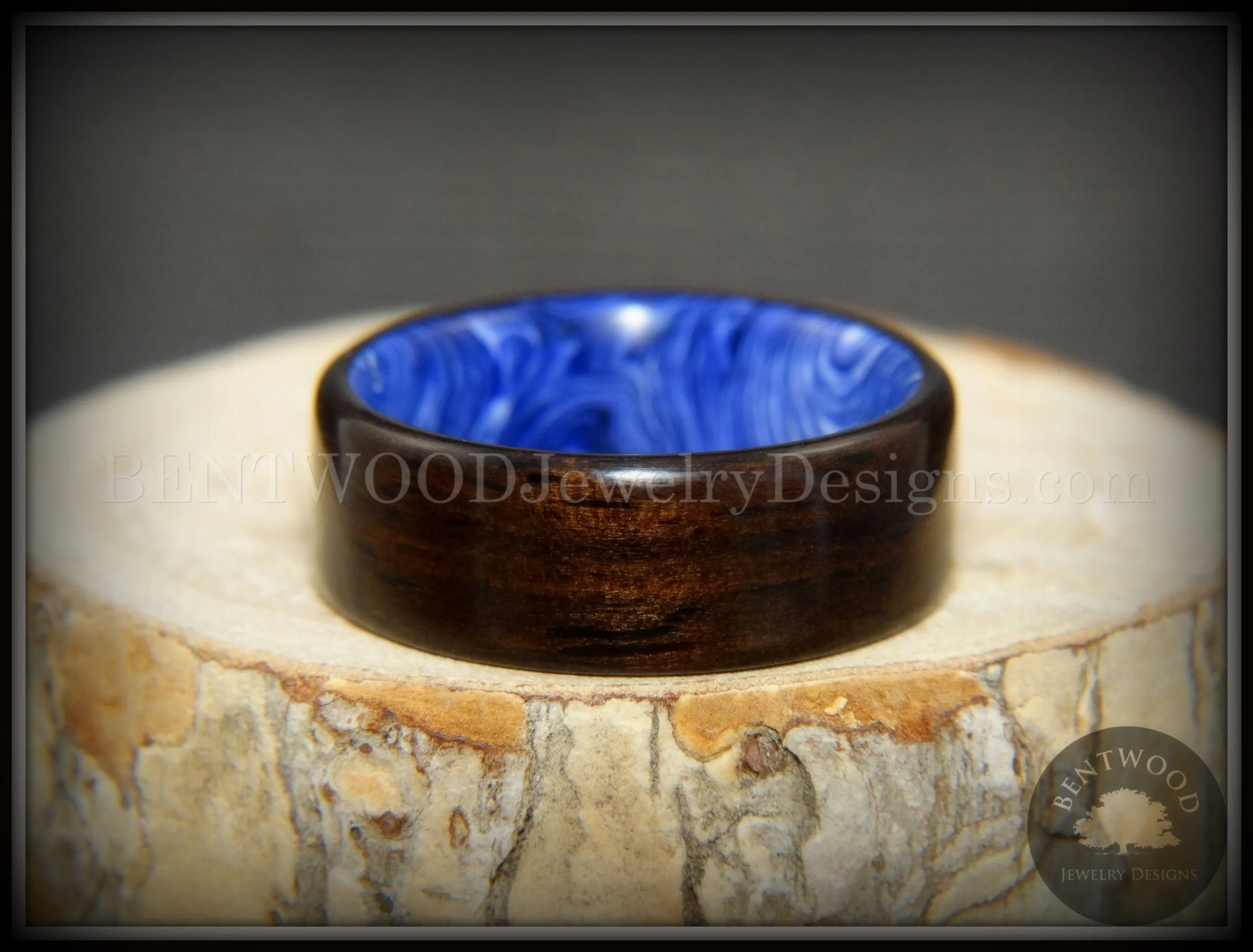 Bentwood Ring - Ultramarine Macassar Ebony on Juma Gemstone Marbled Core