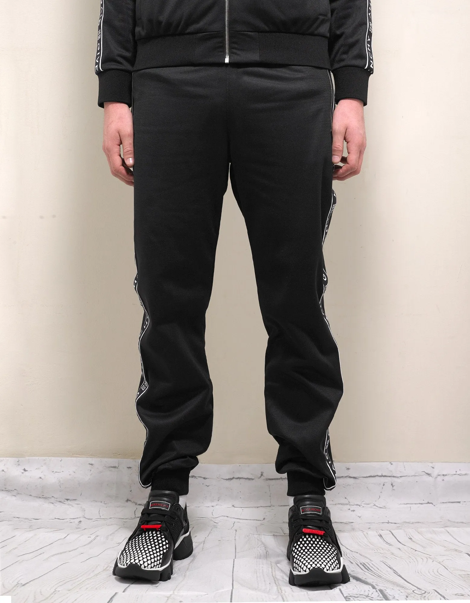 Black 4G Logo Band Sweat Pants