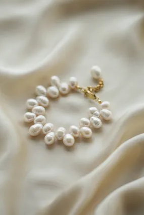 Entangled Pearls Bracelet