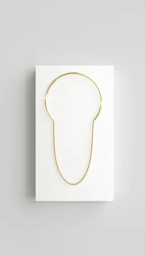 Long necklace in gold